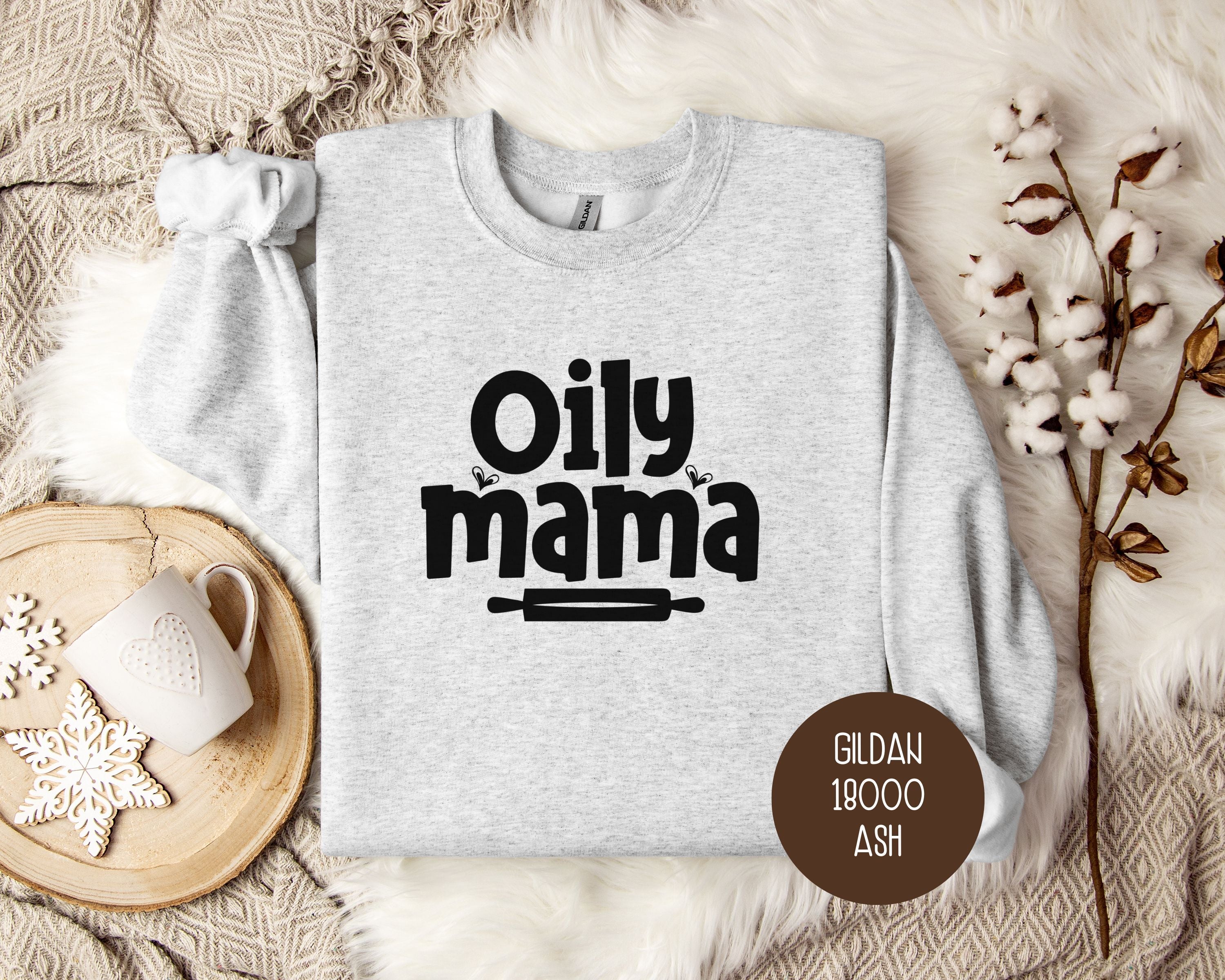 Crunchy Oily Mama Essential Oil Lover Sweatshirt-0