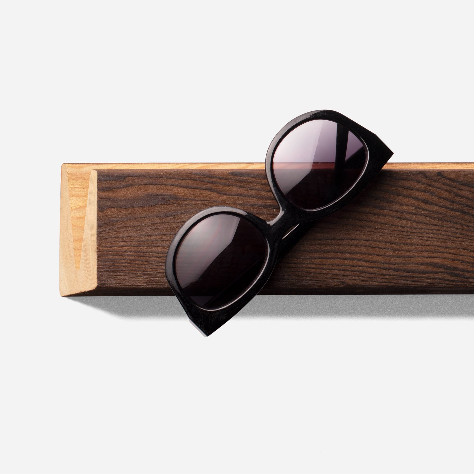 Cool sunglass holder-1