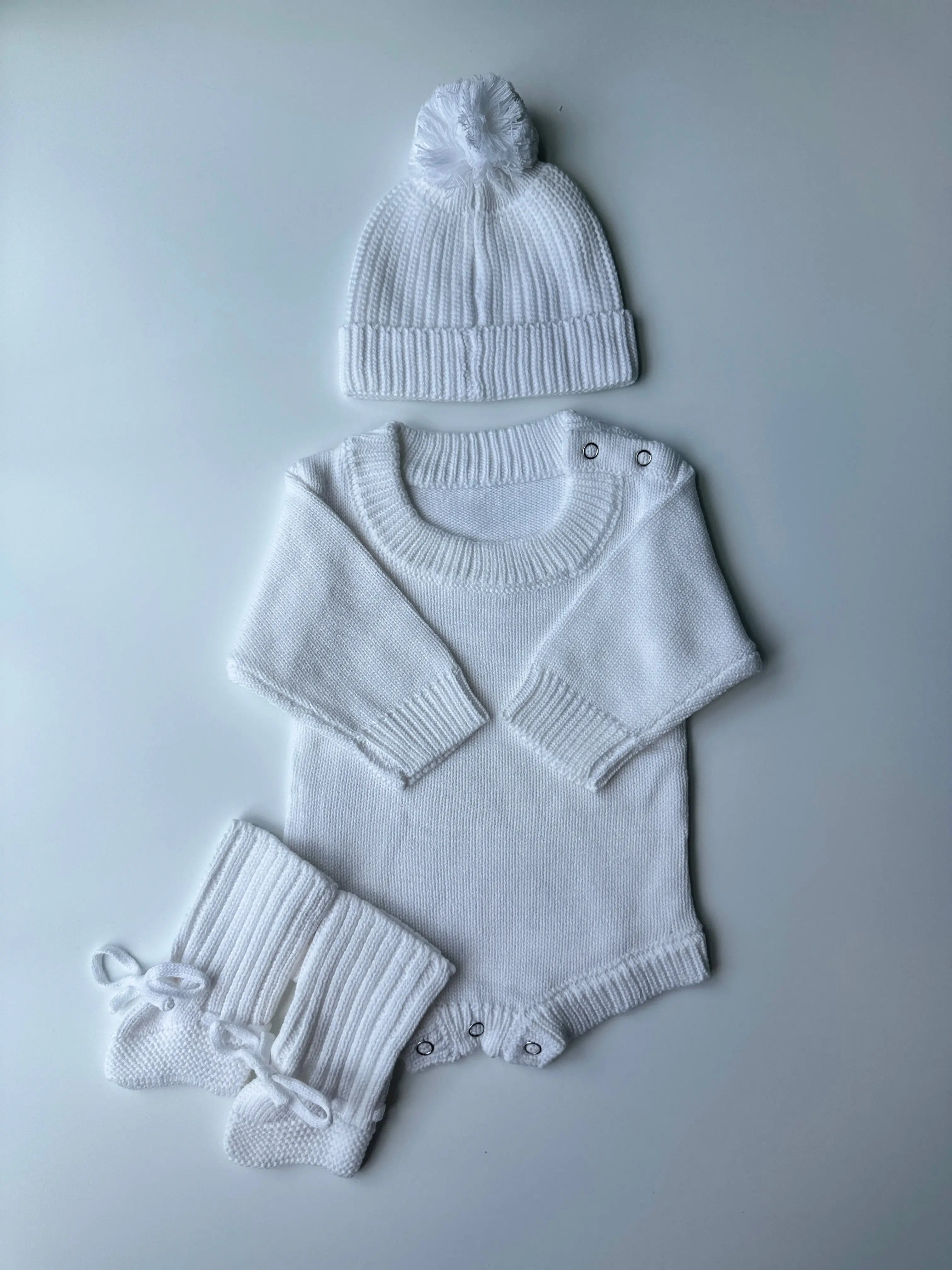 Baby Sweater Set with Hat & Booties – 0-3 months-3